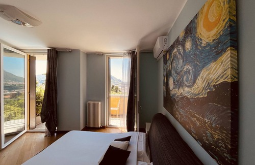 Lecco Bed & Breakfast | Montebello