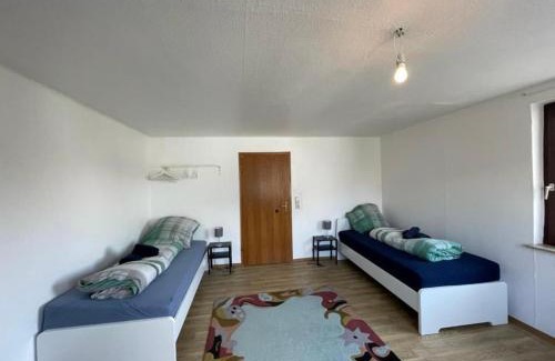 Hohenstadt Apartment | Monteurwohnung in Hohenstadt A8, ULM, GUENSTIG, WIFI, SMART TV