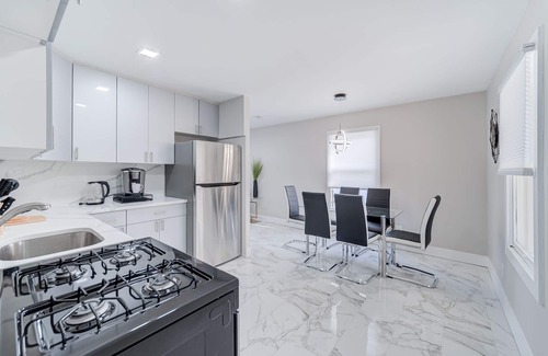 Warwick House | Monthly Rental, In Warwick