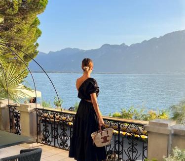 Montreux City Centre Apartment | Montreux Luxury Suite