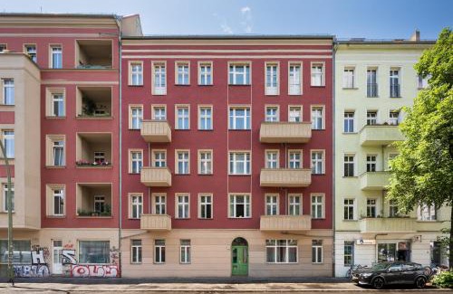 Friedrichshain Apartment | Mooeve Friedrichs Big with Terrace