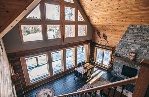 Muskoka Lakes House | Moon River Ridge