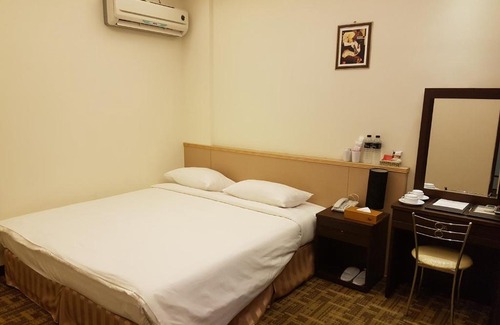 Zhongpu Hotel | Moon Villa