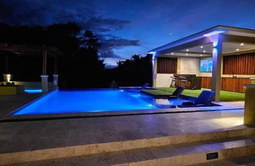Fort Jeudy Villa | Moonlight Bliss
