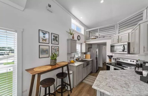 Fredericksburg Resort | Moonlight Views- Tiny Home #54nWelcome enchanting getaway Fredericksburg