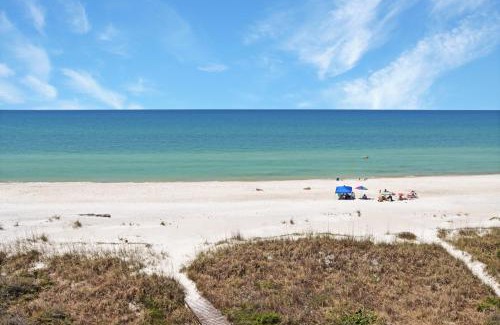 Cape San Blas House | MoonStruck by Pristine Properties Vacation Rentals