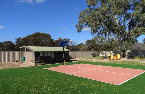 Moonta Bay House | Moonta Bay Cabins - Cabin 6