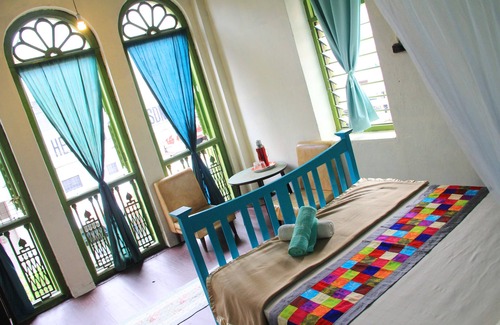 Downtown George Town Hotel | MoonTree47