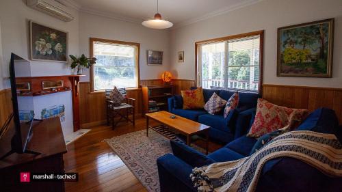 Bermagui House | Moorhead beach cottage Bermagui - 60 Wallaga Lake Road