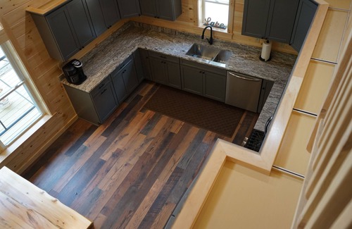 Beaver Cove Cabin | Moose Lodge - Water Access on Moosehead Lake!