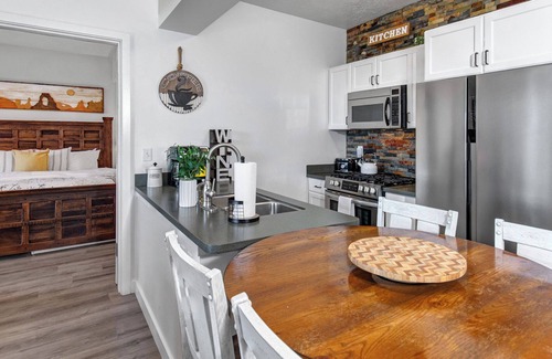 Park City Condo | Moose Mgmt at Stillwater 3070: Top Floor-Mountain & Lake Views-Hot Tub-Fireplace