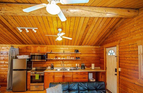 North Pole Cabin | Moose Walk-in Lodge S