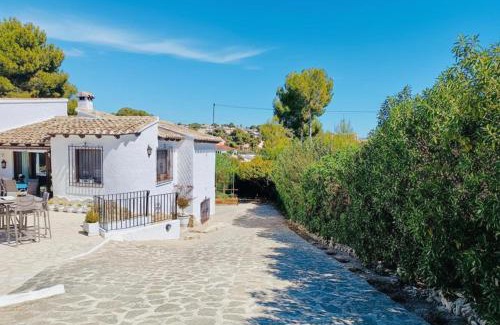 Moravit Apartment | Moraira Escape with Private Pool 1 Bed Sleeps 2