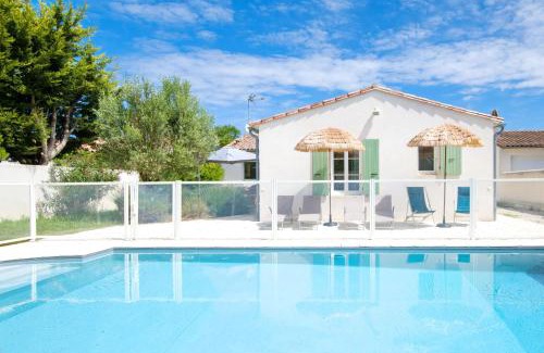 Sainte-Marie-de-Re House | "MORANDE" grande maison avec Piscine Chauffée