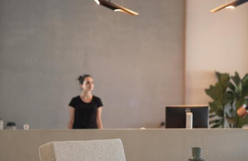 Tingaki Hotel | More Meni Residence & Suites