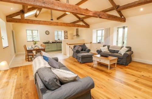 Honley House | Morgan's Barn