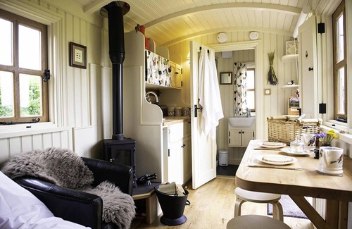 Thirsk Cabin | Morndyke Shepherds' Huts