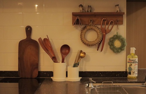 Yeon-dong Apartment | Morning Madrid