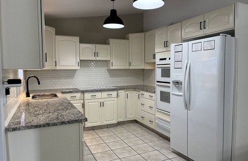 St. Augustine House | Morningview Retreat - HEATED POOL 💦☀️ pool table 🎱 bar🍺🍷 pet friendly 🐶