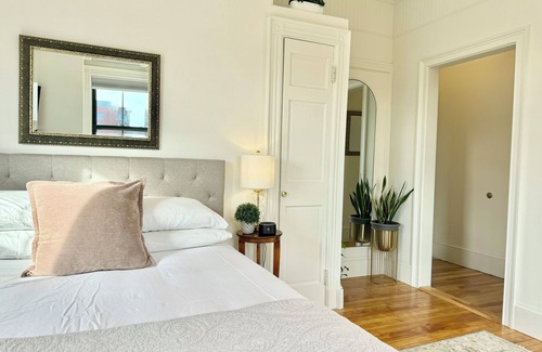 Parkside Hotel | Morrill Mansion Inn | 5 | Self Check In | Parking