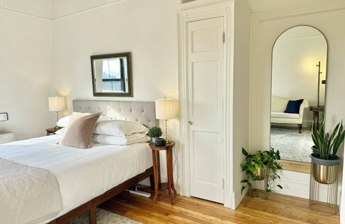 Parkside Hotel | Morrill Mansion Inn | 5 | Self Check In | Parking