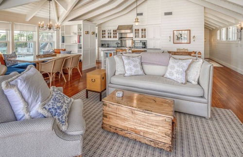 Edgartown House | Morse Ferry House - Deluxe Waterfront home on Edgartown Harbor w lighthouse view