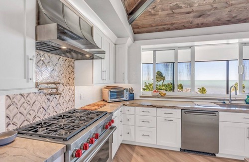 Marathon House | Morton Manor 5bed only