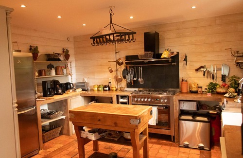 Marigny l'Eglise Ski Chalet | Morvan chalet overlooking Lac du Crescent