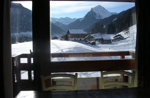 Morzine Apartment | Morzine apartment with terrace and mezzanine 4-6 people