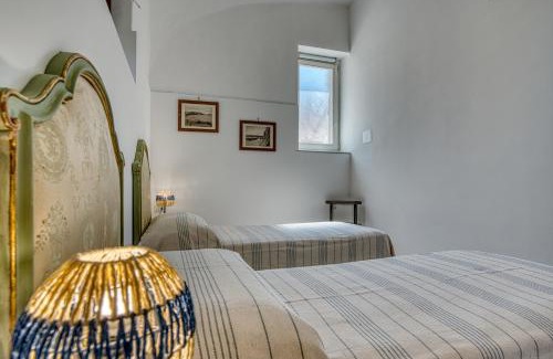 Angri Apartment | Mosaic House Artistic Retreat near Naples & Pompei