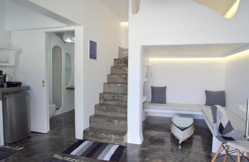 Adamas Apartment | Moschoula Studios