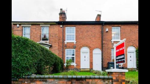 Moseley House | Moseley Victorian Terrace - pets welcome - NEC NIA BHX easy access