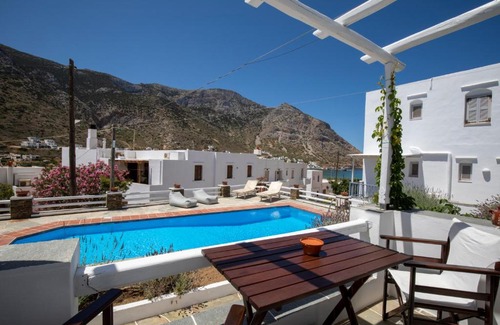 Kamares Hotel | Mosha Pension