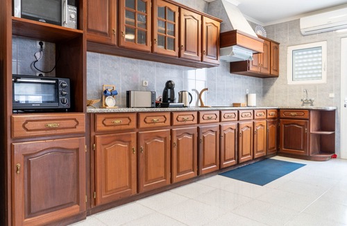 Ponta Delgada House | Mosteiros Coastal Haven