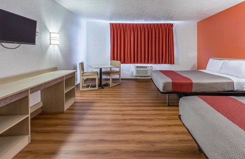 Beaverton Hotel | Motel 6 Beaverton, OR