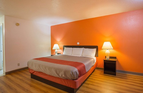Brinkley Hotel | Motel 6 Brinkley, AR