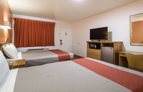 Concord Hotel | Motel 6 Concord, CA