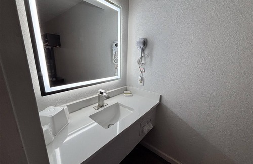 Conway Hotel | Motel 6 – Conway, SC