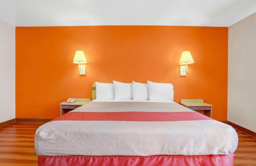 Espanola Hotel | Motel 6-Espanola, NM
