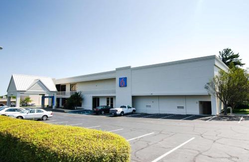 Frederick Hotel | Motel 6-Frederick, MD - Fort Detrick