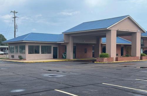 Greenwood Hotel | Motel 6 Greenwood, MS