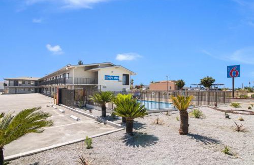 Moreno Valley Hotel | Motel 6-Moreno Valley, CA - Perris