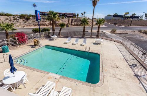 Needles Hotel | Motel 6-Needles, CA