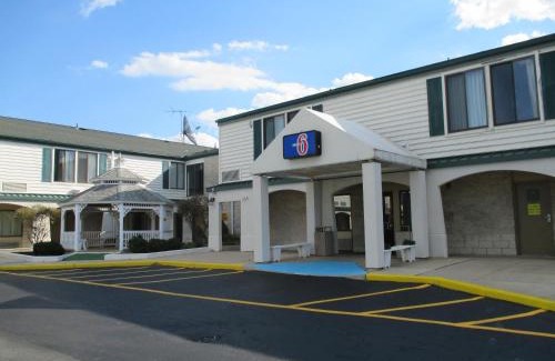 Newark Hotel | Motel 6-Newark, DE