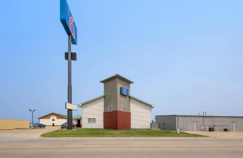 North Sioux City Hotel | Motel 6 North Sioux City, SD I 29 North