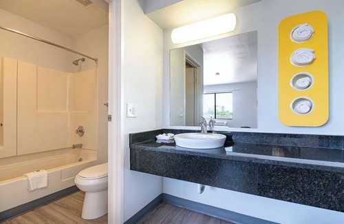 Rolling Meadows Hotel | Motel 6 Rolling Meadows, IL - Chicago Northwest