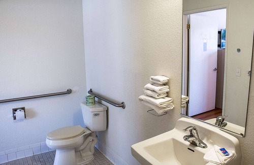 Ukiah Hotel | Motel 6 Ukiah, CA