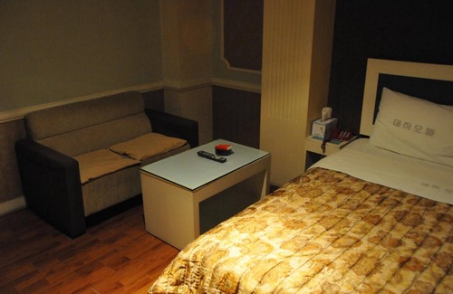 Gwangjang-dong Hotel | Motel Daeha