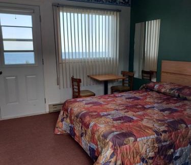 Cloridorme Hotel | Motel du Cap St-Yvon