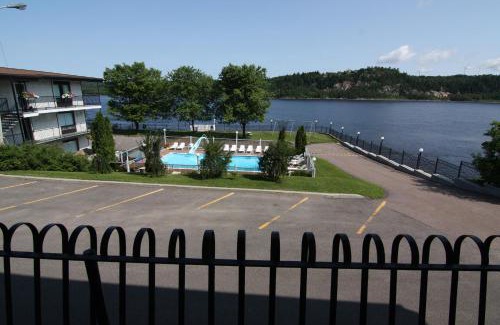 Chicoutimi Hotel | Motel Panoramique